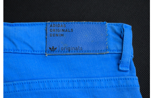 Adidas jeans outlet hose